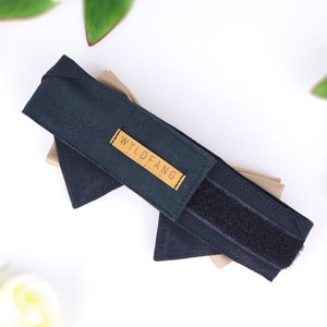 Pajarita para cuello de camisa de perro | Collar de perro para boda con pajarita | Pajarita para perro portador de anillos | Oro negro | con cierre de velcro imagen 9