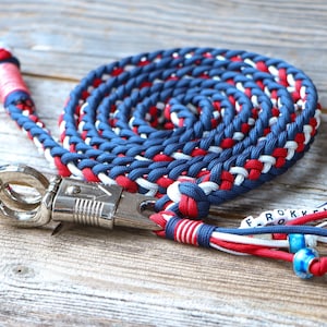 Braided paracord lead rope for horses with panic hook or carabiner, icelandic horse tack, colour: red - blue - white handmade, with name tag