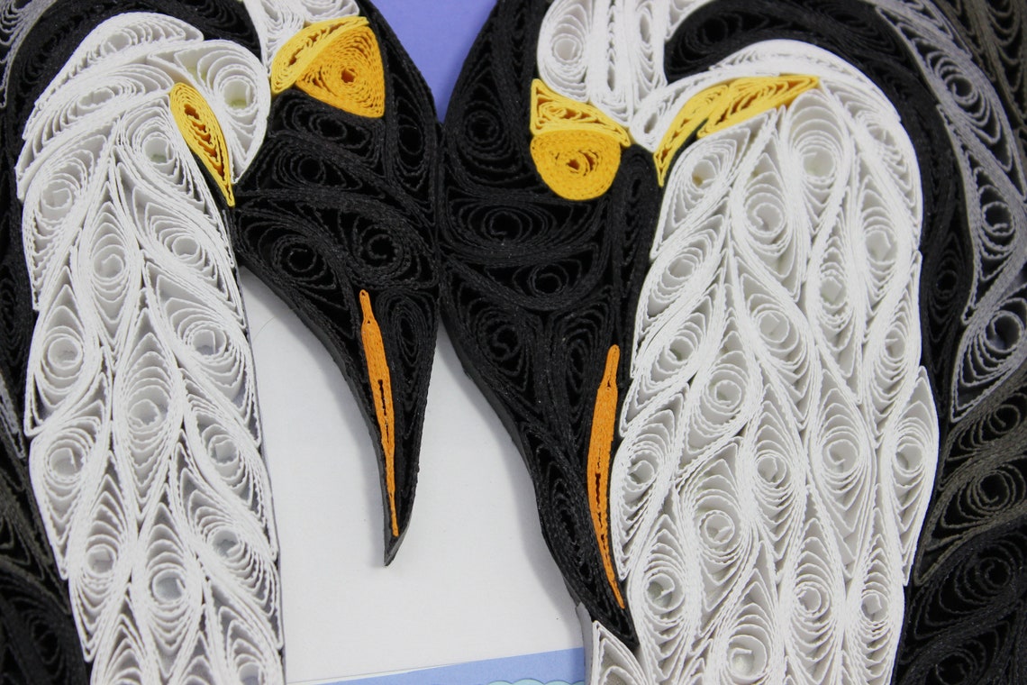 Topic sentence about penguins picture