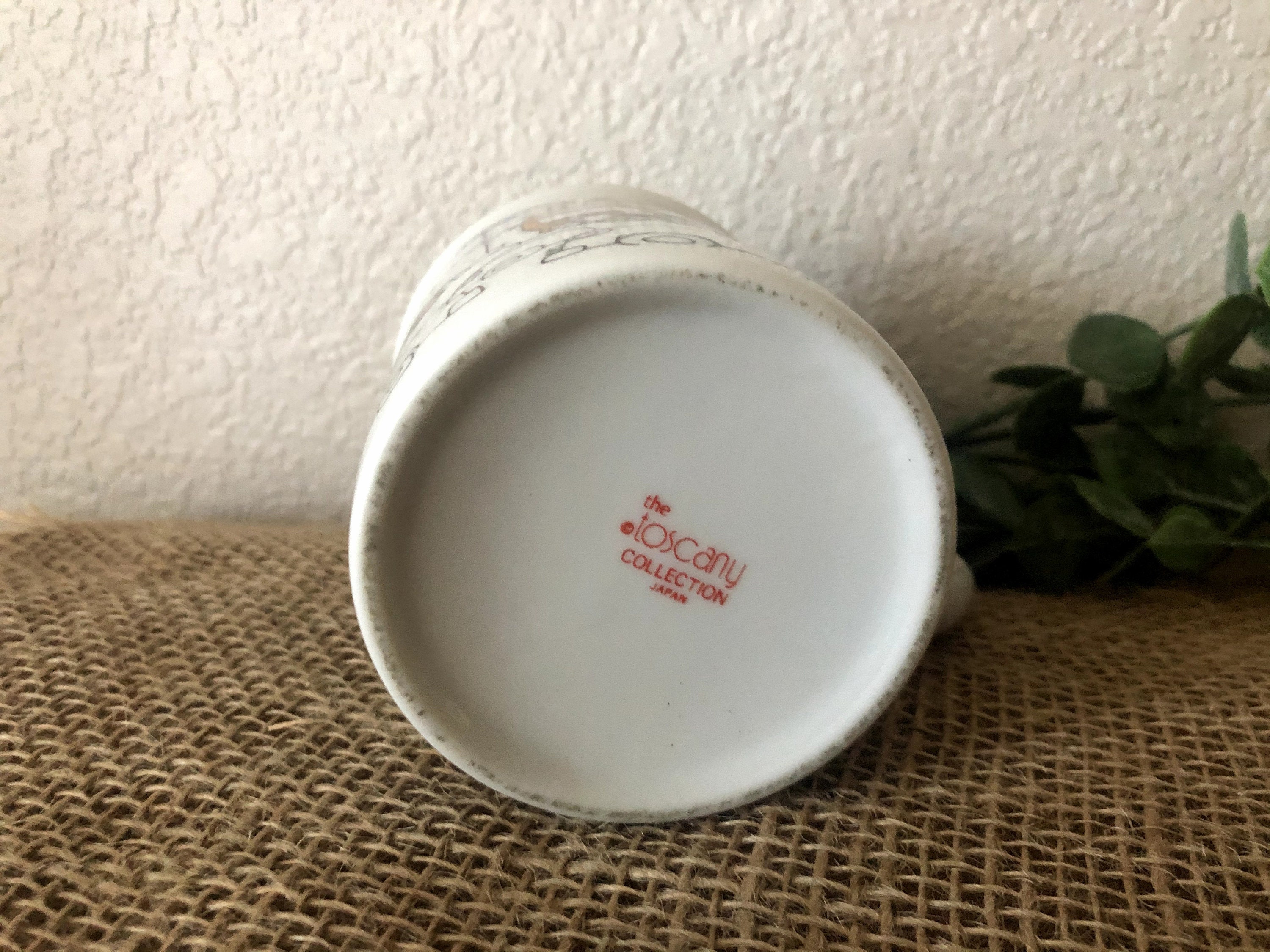 ceramic hot chocolate mug