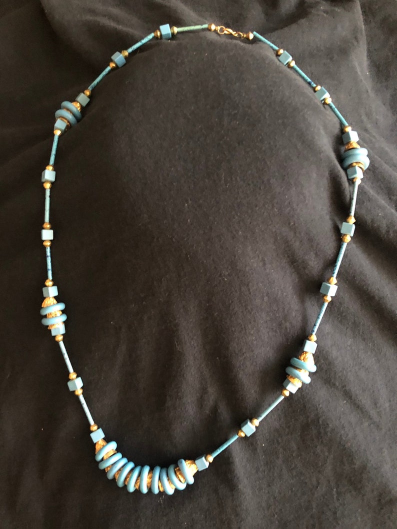 vintage gold and blue necklace classic simple statement funky fun Chunky blue beaded jewelry necklace