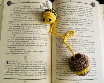 PDF Crochet Pattern:  Bee with Honey Pot Bookmark.  PATTERN ONLY!!