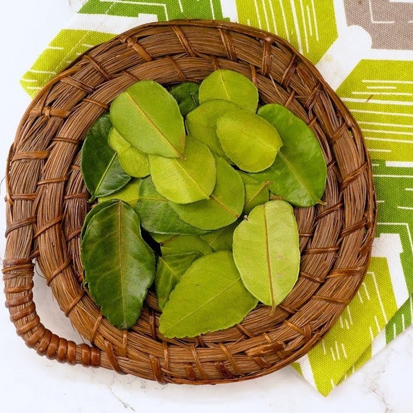 BESTSELLER - Dried Kaffir Lime Leaves - Authentic Thai Ingredient for Cooking and Herbal Tea