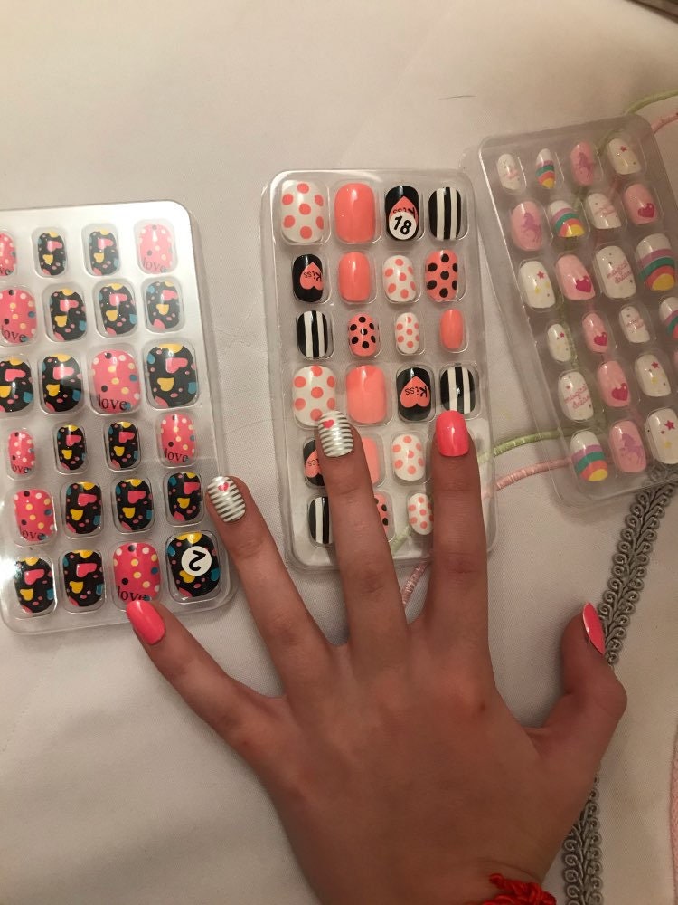 Children PressOn False Nailtips / Kids Press On Nails / Self | Etsy