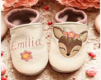 Lauflernschuhe,Krabbelschuhe Name, Krabbelschuhe personalisiert,Krabbelschuhe bestickt,Krabbelpuschen,Lederpuschen,Geschenk zur Geburt reh