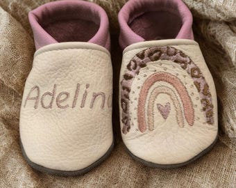 Personalized walking shoes, crawling shoes with name, embroidered crawling shoes, crawling booties, leather booties, baby shower gift, rainbow leopard print