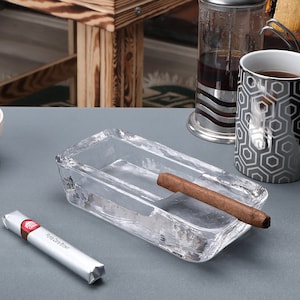Crystal Glass Cigar Ashtray, Puro Ashtray, Outdoor Ash Tray for Patio, Gift for Cigar Lovers,Aesthetic, Elegant Ashtray