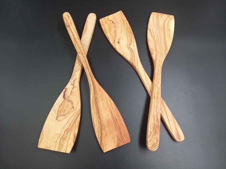 Tubibuwallart Olive Wood Spatula