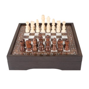 Exclusive Pearl Patterned Chess Set, Chessboard and Pieces, Gift for Her and Him, Treasured Keepsake, Gift for Chess Enthusiasts