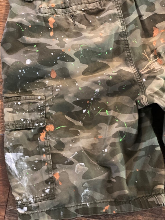 Splatter Camo Shorts. Bermuda Camo Shorts. Camo Shorts