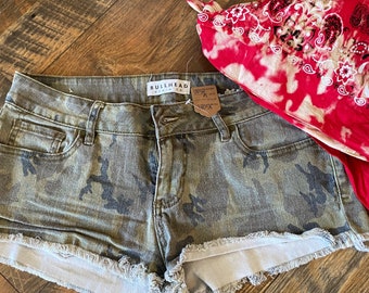 Bullhead Shorts - Etsy