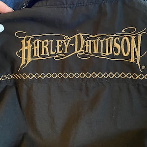Women&#39;s Harley Davidson blouse. Harley button-up shirt. HD038