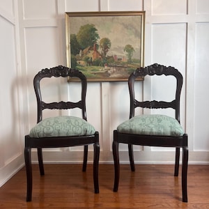 Antique Vintage 1800s Mahogany Parlor Chairs Accent Chairs