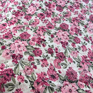 Vintage Twin Pink Floral Comforter Quilt