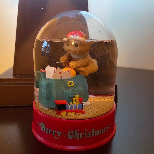 Vintage Lustre FameChristmas Snow Globe Water Dome Teddy Bear with Christmas Letters Santa Bag Excellent