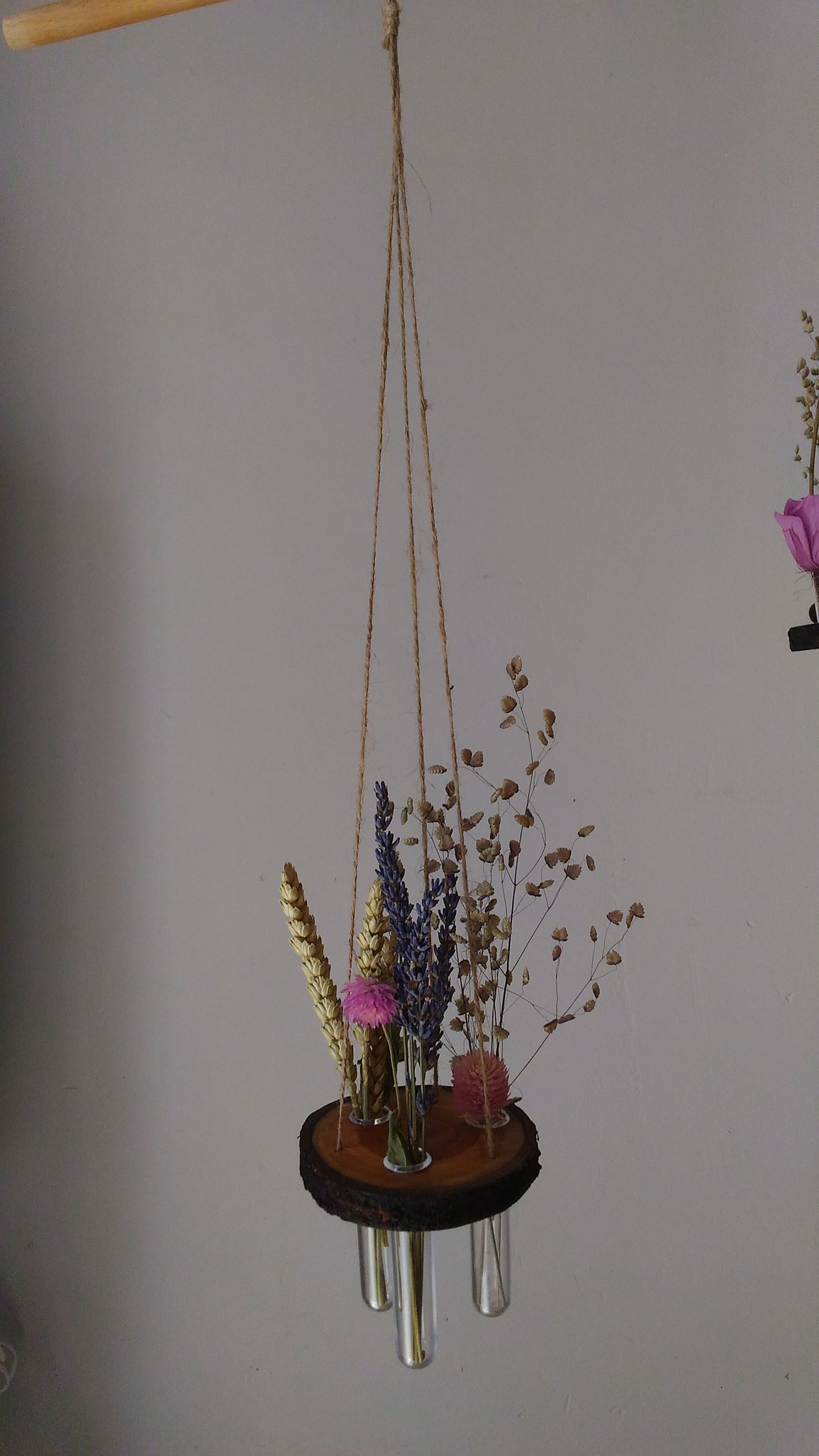 Suspension en Bois et Fleurs Sechees