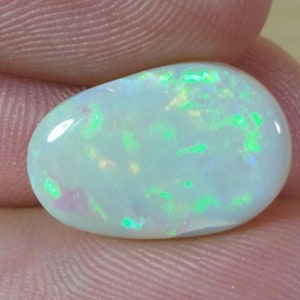 Lighting Ridge Australian Opal, Cabochon, 0.71 Inch Opal, 6.6ct - 0045