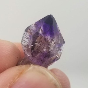 Amethyst Quartz Crystal Point with Red Hematite Needle Inclusions, 0.79 Inch Crystal - 0295