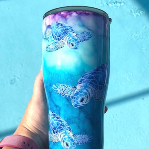 Sea turtle Tumbler, Beach Tumbler, Hint of sparkle, Personalized Gift, Beach Cup, Beach gift, Resin art