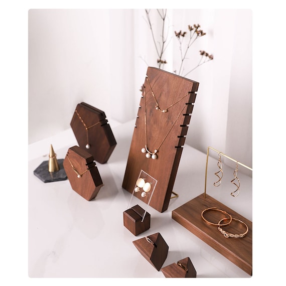 Creative walnut high-grade simple jewelry necklace bracelet display shelf  shop jewelry display props bracelet shelf