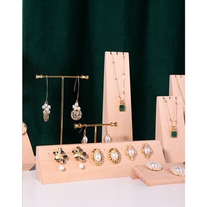 Soporte de exhibición de collar de madera, conjunto de exhibición de joyería de madera, exhibición de aretes, soporte de pendientes, soporte de exhibición de collar, madera clara