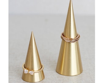 Porte alliances en métal, cône pour bague en or, présentoir pour bagues en laiton, présentoir pour bagues en forme de gemme, support pour bague de fiançailles