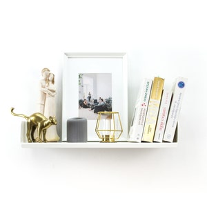 White wall 2024 mounted bookshelf