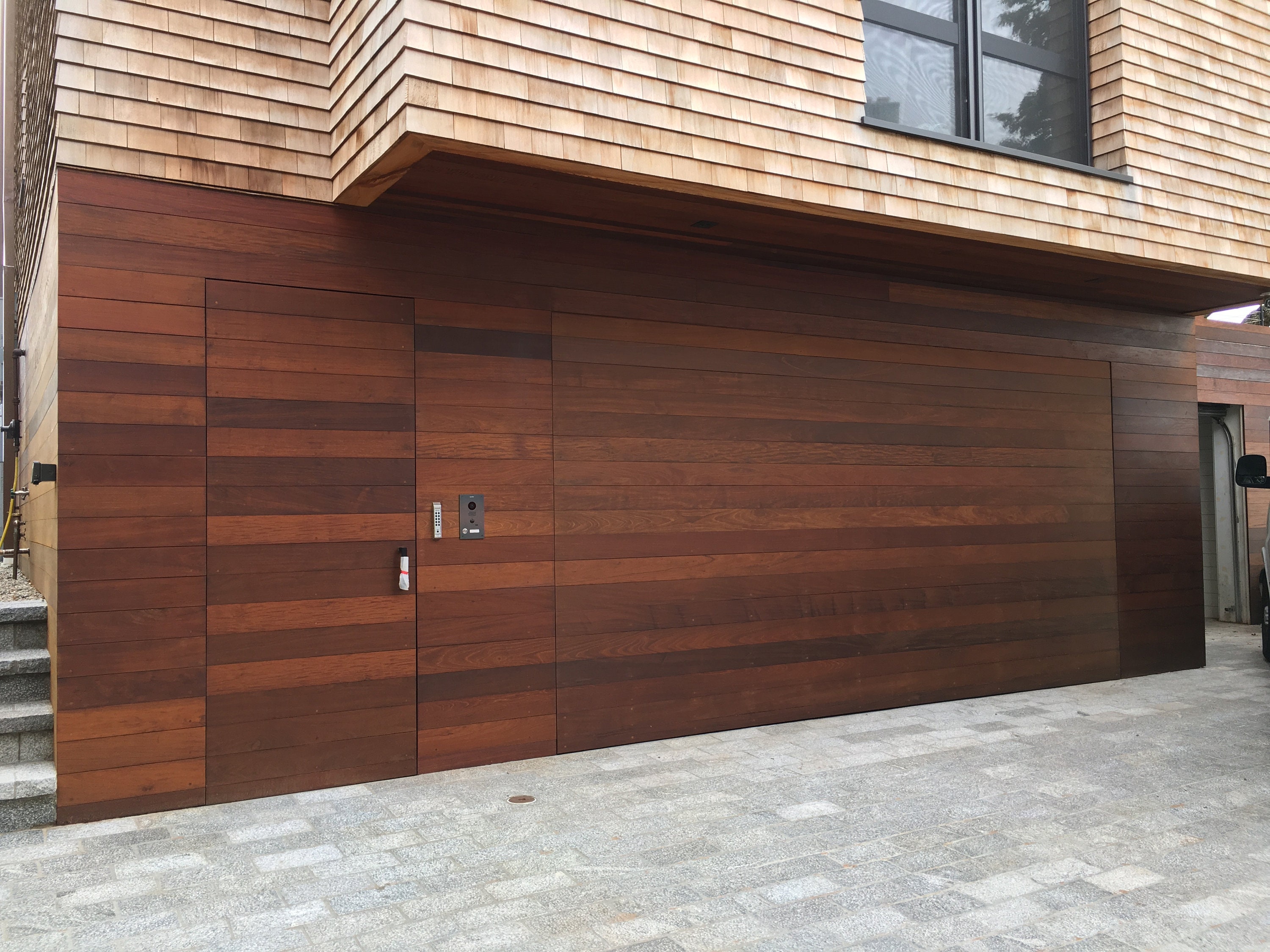 Flush-Mount Garage Door
