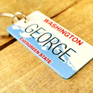 Personalized Washington Evergreen State License plate Engraved Keychain - Key Ring - Key Tag - Any Name Made to Order