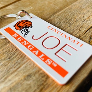 Spersonalizowany grawerowany brelok Cincinnati Bengals - Piłka nożna - Brelok - Brelok - Dowolne imię na zamówienie