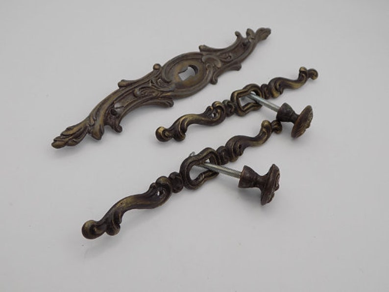 Convenient Lock ornaments,Lot of three,Vintage ornament,bronze,Vintage decoration,Leaf shapes,House decoration,Vintage decoration,vintage gift