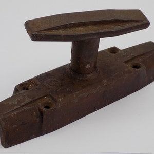 Smidesjärnshandtag, antik, 1900-tal, bondgård, lada, presentartikel, vintageföremål, vintagegåva, dekorativ present, hempresent, heminredning