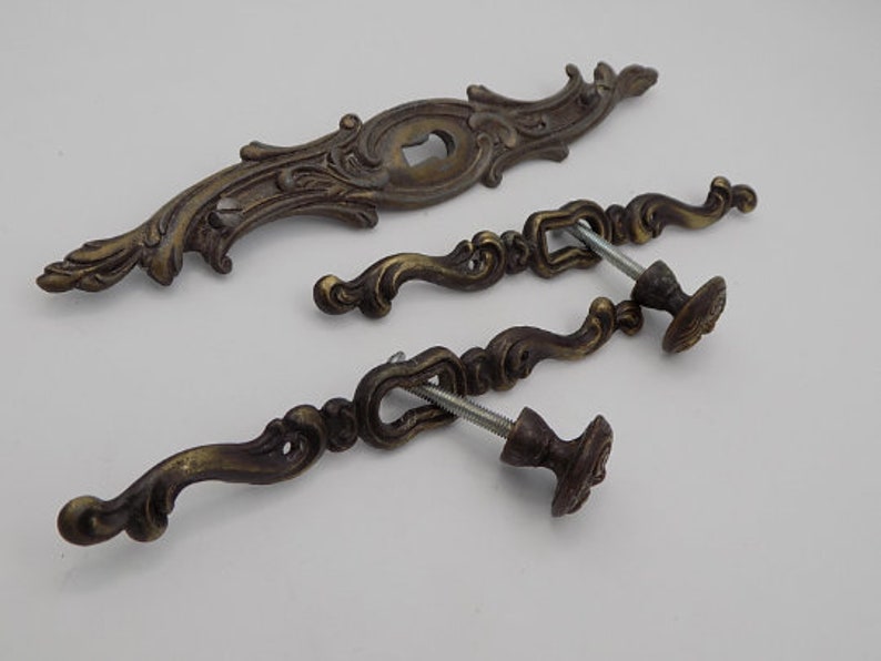 Convenient Lock ornaments,Lot of three,Vintage ornament,bronze,Vintage decoration,Leaf shapes,House decoration,Vintage decoration,vintage gift