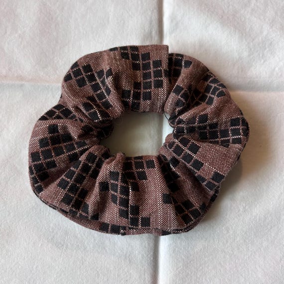 nwt Scrunchie s-l1200.jpg main image 4