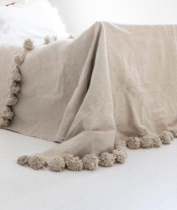 Moroccan throw blanket with pom poms sale