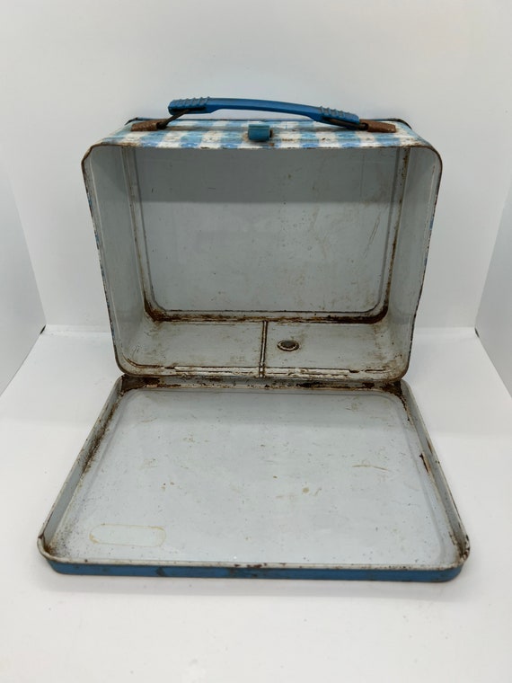 Vintage Metal Lunchbox Betsy Clark, Hallmark Meta… - image 8