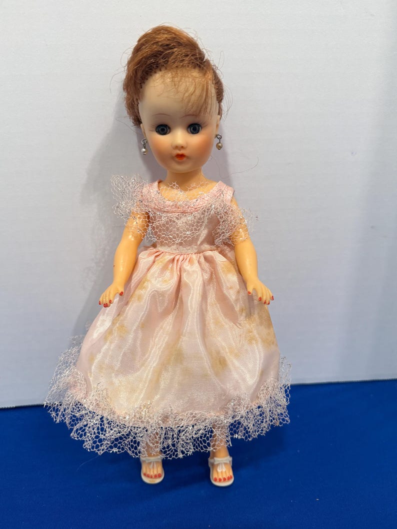 Vintage Horsman Twist-Waist Cindy Doll 10.5 Inch Fashion Doll (Style 116) 1950s image 1