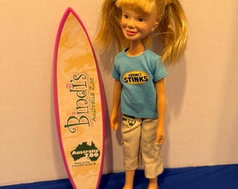 Vintage 2007 Working/Talking 11” Bindi Irwin Doll, Australia Zoo Extinct Stinks