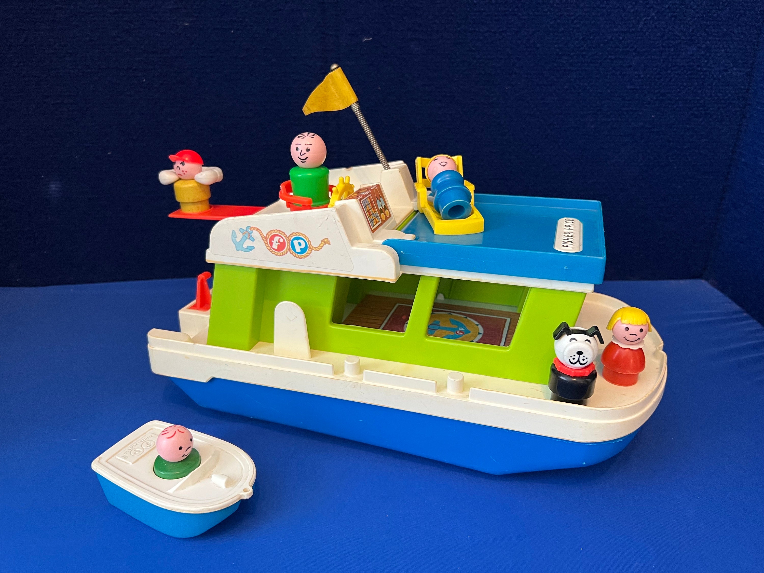 Vintage Fisher Price Happy Houseboat #985 Circa 1969