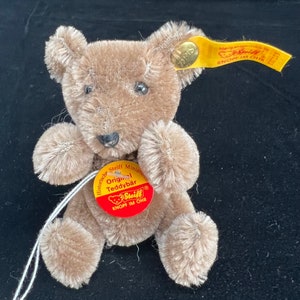 ぬいぐるみ Antique Steiff Teddy Bear 1984 ぬいぐるみ Antique Steiff Teddy Bear 1984 Vintage Steiff