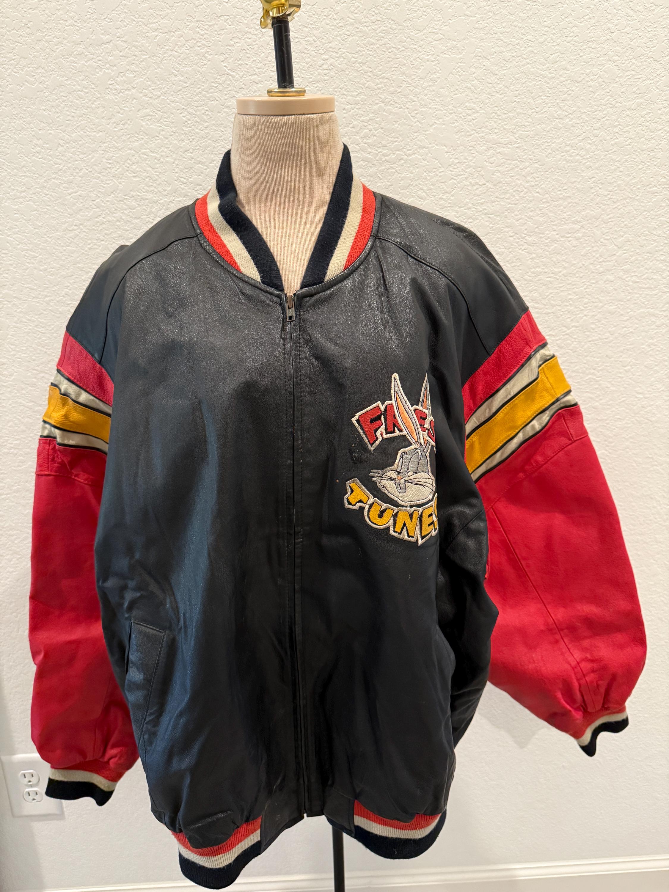 by Bogart of Texas ヴィンテージ ジャンプスーツ　レトロ Vintage 1993 Looney Tunes Leather Jacket XXL, Mirage Bugs Bunny