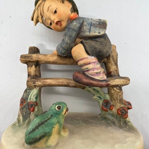 Vintage 1957 German Goebel Hummel “Retreat to Safety” Figurine