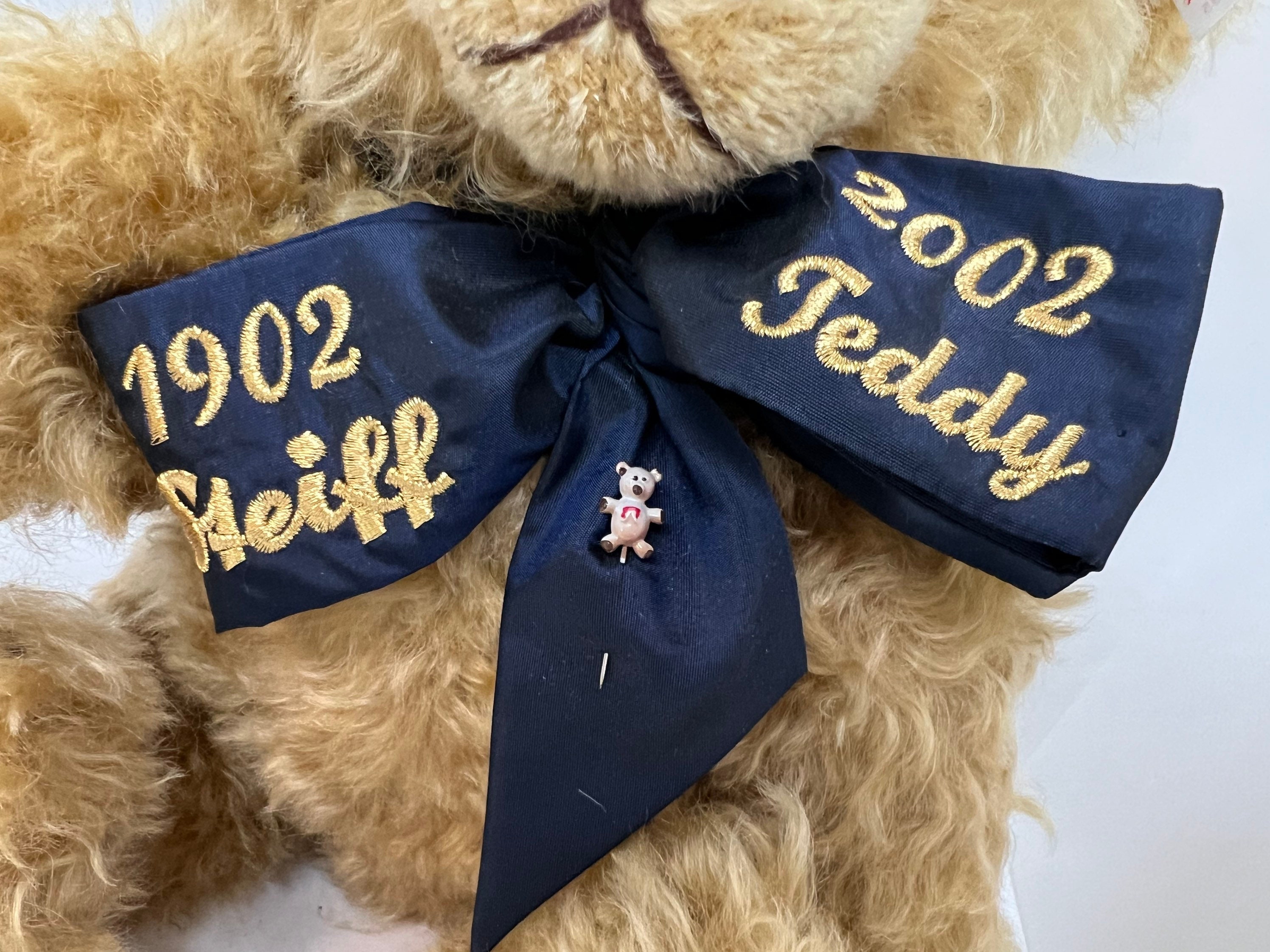 Steiff German Bear Retired/limited Edition 2002 Celebrating 100