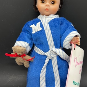 Vintage Michael Madam Alexander 8” Doll aus der Peter Pan Geschichte mit braunen Haaren und braunen Augen