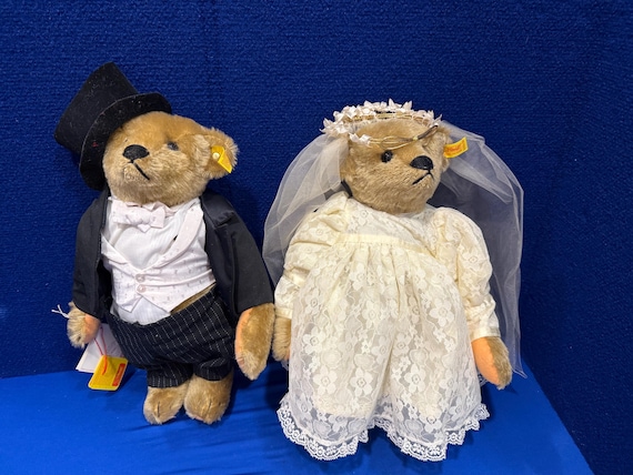 Steiff Bride and Groom Teddy Bear Set Made in West Germany 1980's