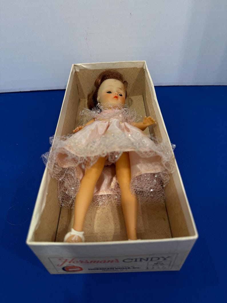 Vintage Horsman Twist-Waist Cindy Doll 10.5 Inch Fashion Doll (Style 116) 1950s image 17