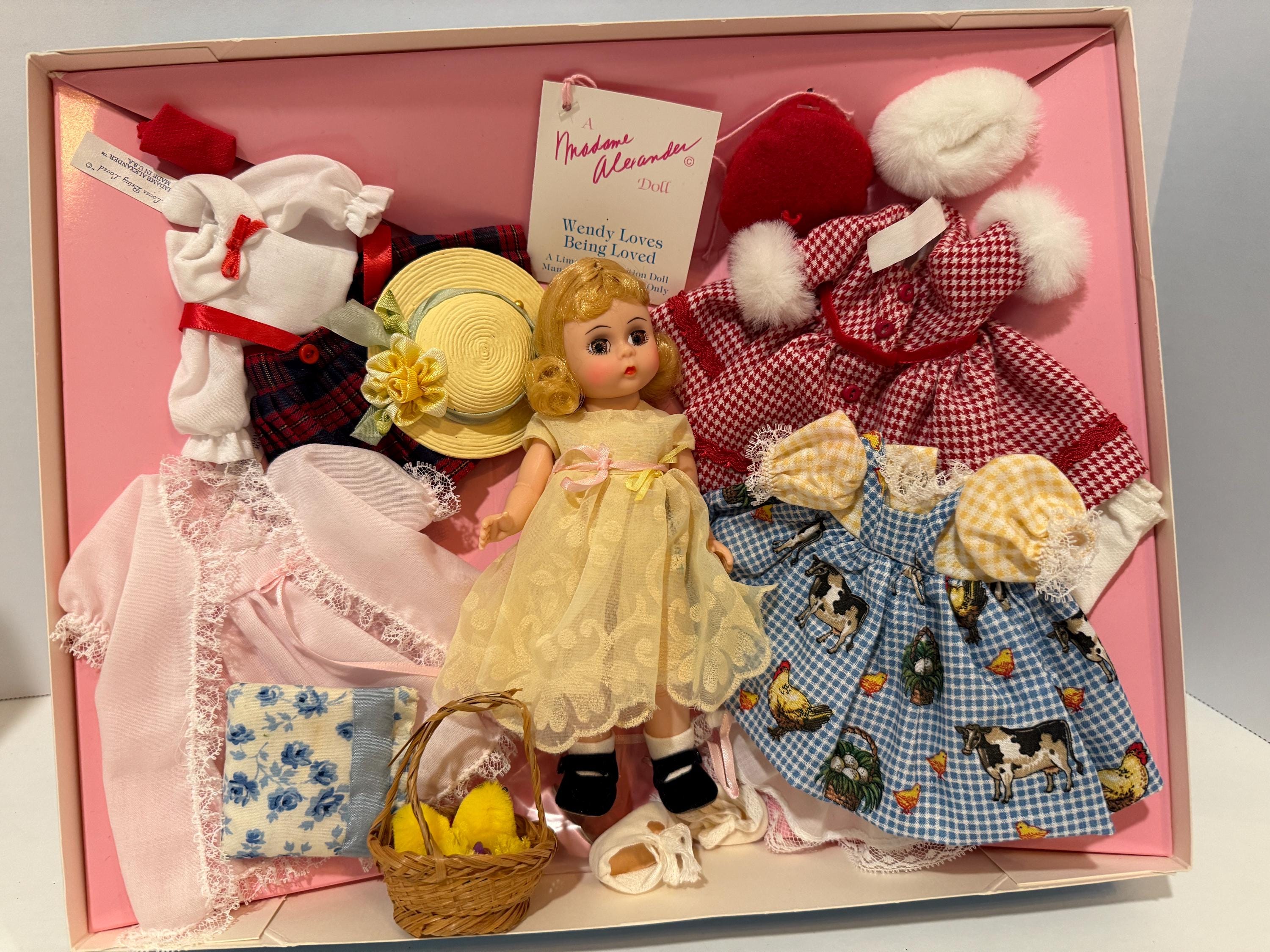 Vintage 1992 Madame Alexander “wendy Loves Being Loved” Blonde 8