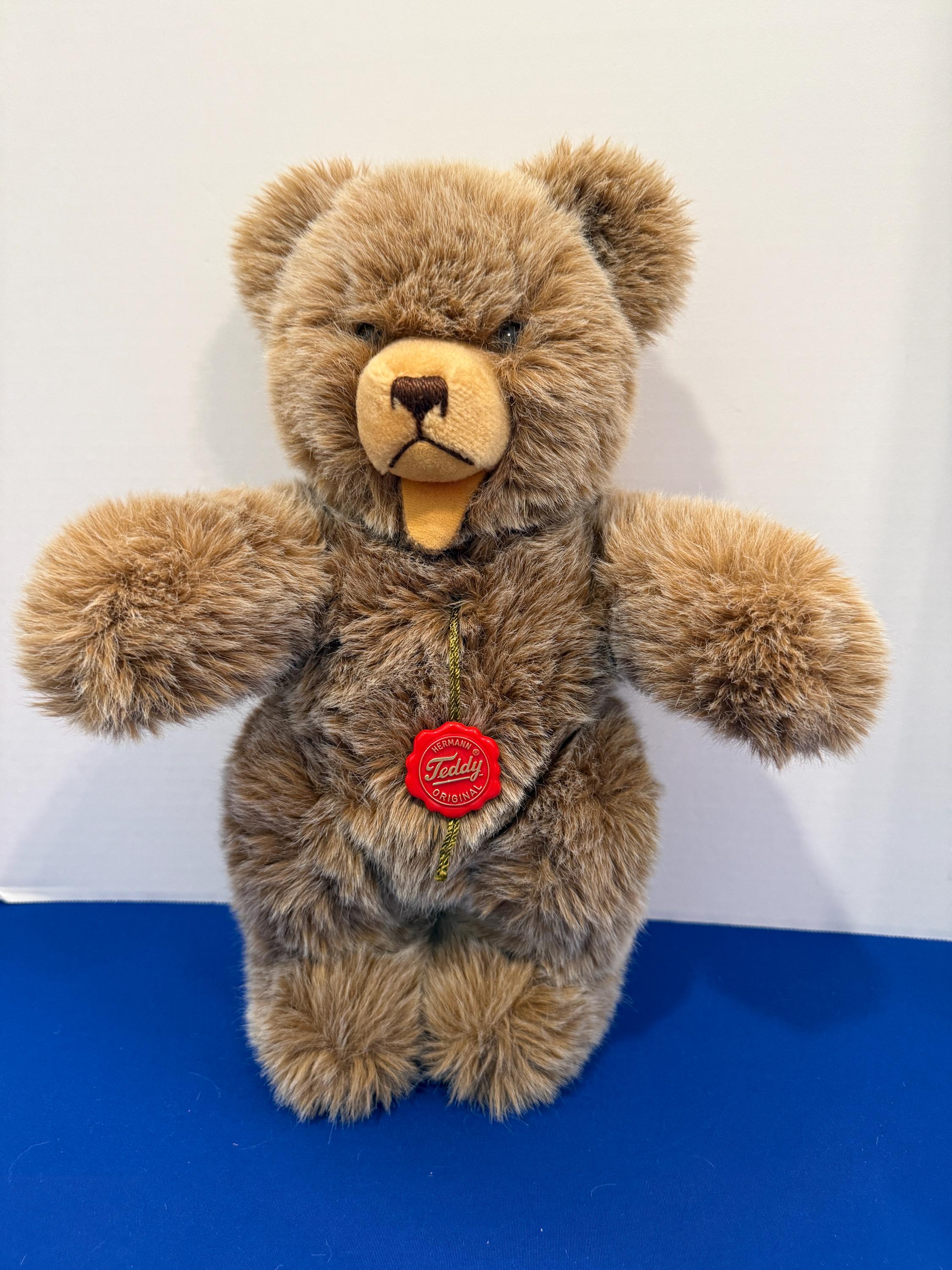 テディベア　Hermann Teddy Bear Vintage Hermann Teddy Bear, West Germany Plush Collectible, 12