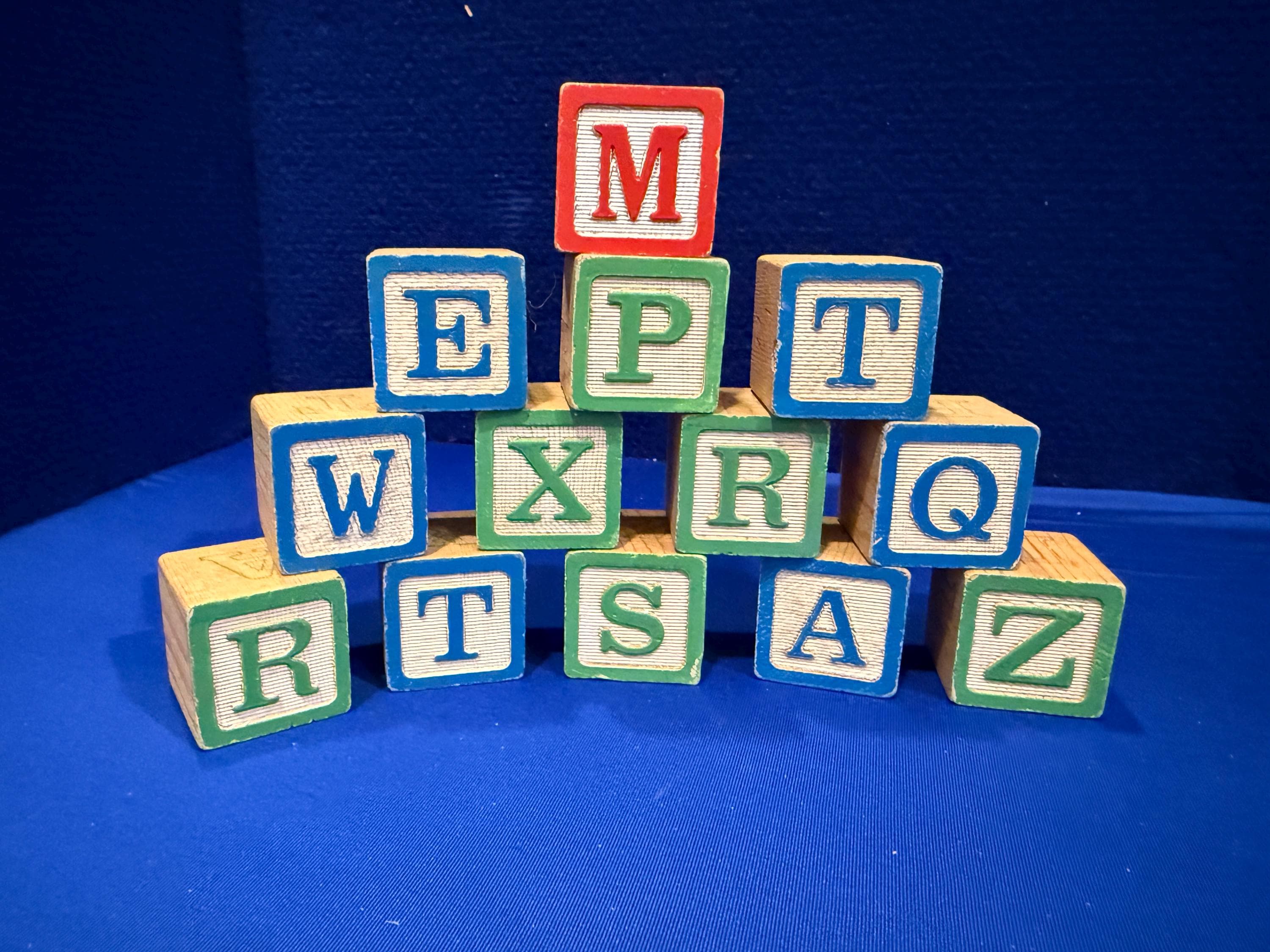 セサミストリート　Ernie’s Alphabet Blocks Sesame Street Alphabet Blocks Png - Etsy