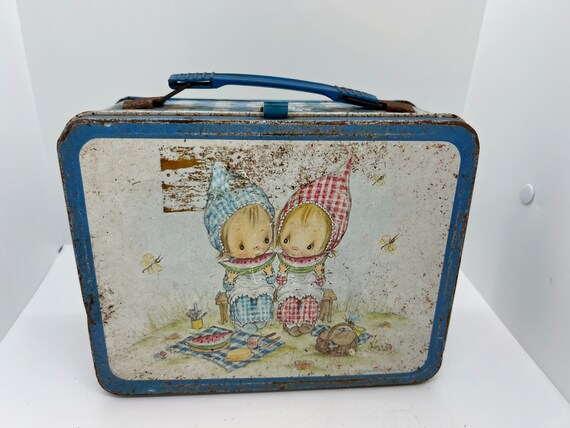 Vintage Metal Lunchbox Betsy Clark, Hallmark Meta… - image 1